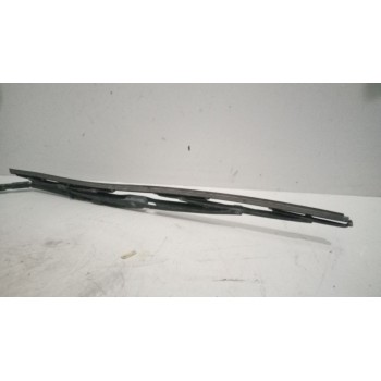 Recambio de brazo limpia delantero izquierdo para renault magnum ab diesel referencia OEM IAM   