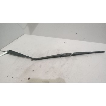 Recambio de brazo limpia delantero izquierdo para renault magnum ab diesel referencia OEM IAM   
