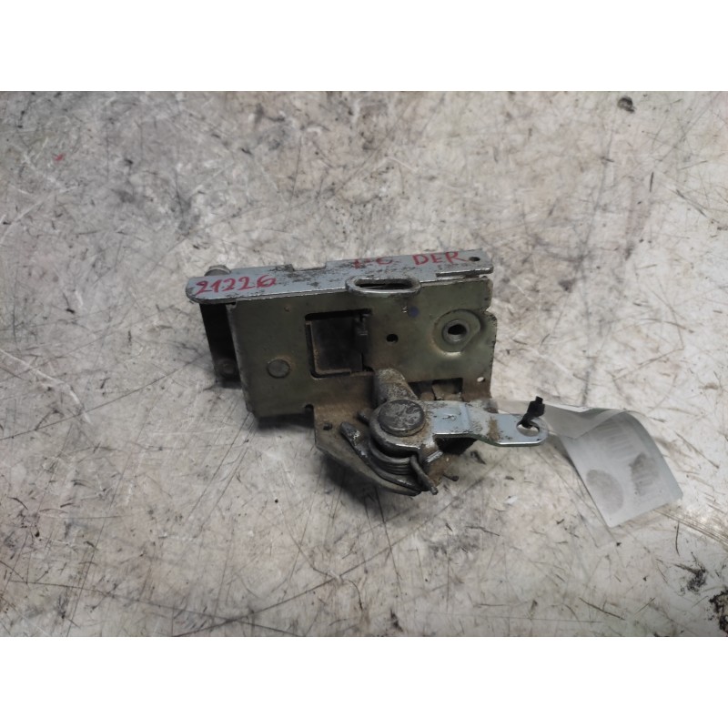 Recambio de cerradura puerta carga para iveco daily combi caja cerrada techo alto 29l... batalla 3000l referencia OEM IAM 500329 - Rojo 2