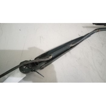 Recambio de brazo limpia delantero izquierdo para renault magnum ab diesel referencia OEM IAM   