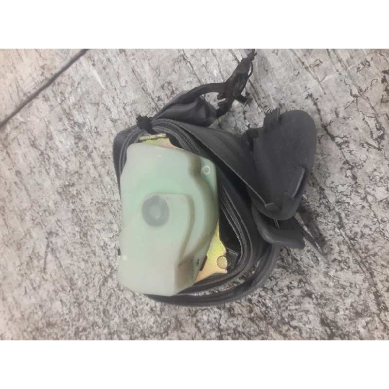 Recambio de cinturon seguridad trasero derecho para renault megane i fase 2 classic (la..) 1.4 16v expression referencia OEM IAM