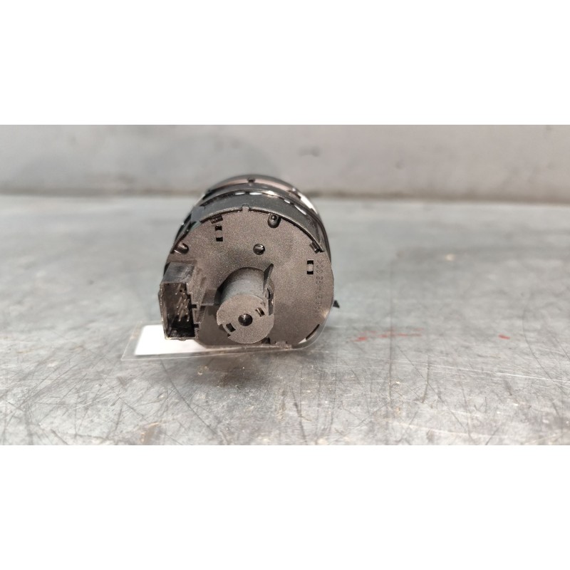 Recambio de mando luces para seat leon (5f1) 1.4 tsi referencia OEM IAM 5G0941431AF - Granate 2