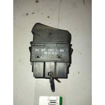Recambio de boton antiniebla para volvo fm 12 asta 2001 12.1 diesel (d12d420) referencia OEM IAM 3197757  