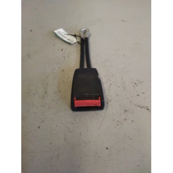 ENGANCHE DE CINTURON DELANTERO DERECHO 1083661 