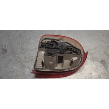 Recambio de piloto trasero derecho para opel corsa b eco referencia OEM IAM   