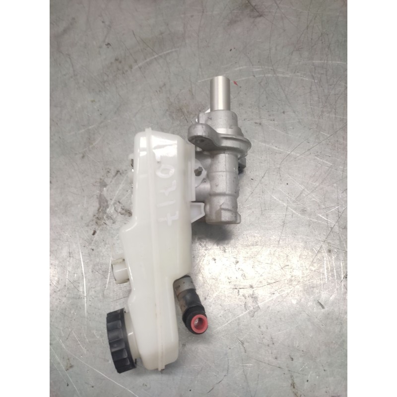 Recambio de bomba freno para toyota auris active referencia OEM IAM 0204255239 2