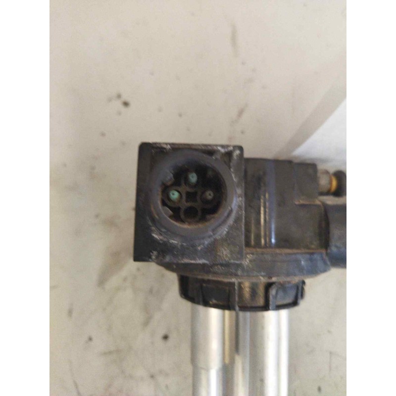 Recambio de aforador para renault magnum ab 2005 cabina adel.tractor semirr. 4x2 4xx.18 gran espacio referencia OEM IAM 74821588 - Blanco 4