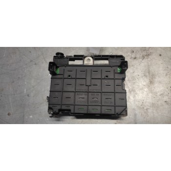 Recambio de caja reles / fusibles para peugeot 307 (s1) xr referencia OEM IAM 9650664180 31705660 BSM