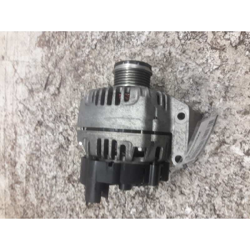 Recambio de alternador para fiat linea (110) activa (110.0/111.0) referencia OEM IAM 2542670F TG9S010 B868 46823547 3