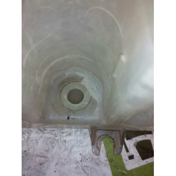 Recambio de deposito limpia para iveco daily caja cerrada (1999 =>) 35 - s 11 caja cerrada referencia OEM IAM 500336393  