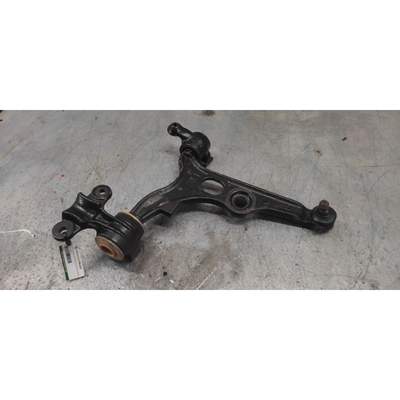 Recambio de brazo suspension inferior delantero derecho para citroën jumpy 1.9 d x furg. referencia OEM IAM - Blanco 2