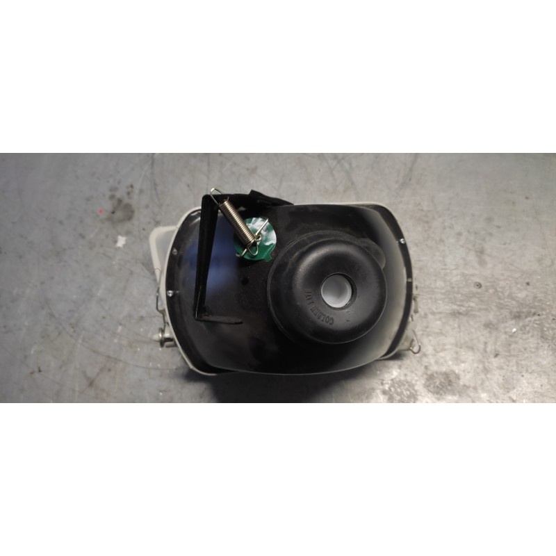 Recambio de faro izquierdo para peugeot 309 srdt referencia OEM IAM  NUEVO 2