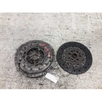 KIT EMBRAGUE 323064110 LUK 