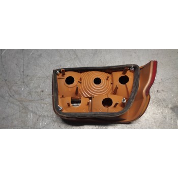 Recambio de piloto trasero derecho para ford escort berlina rs turbo referencia OEM IAM   