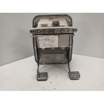 Recambio de soporte pedales para iveco mago af100e21 referencia OEM IAM 4121115800  41211158