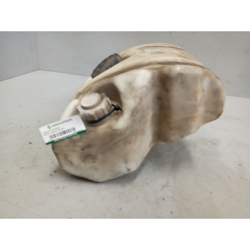 Recambio de deposito expansion para renault magnum ab 2005 referencia OEM IAM 7421239787 - Blanco 3