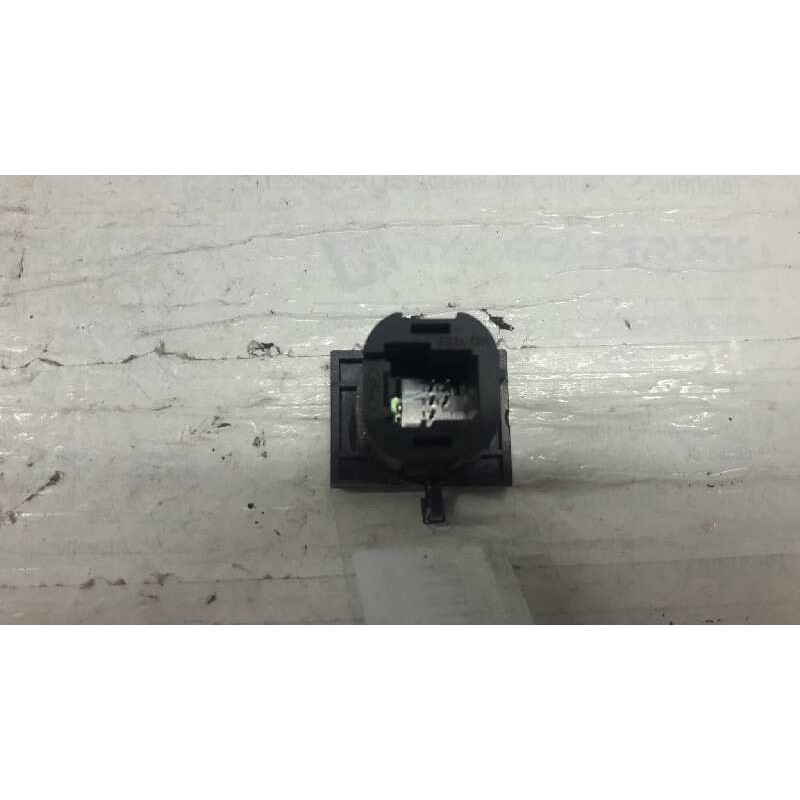 Recambio de boton antivaho para ford focus lim. (cb4) titanium referencia OEM IAM 8V4T18C621AA - Azul 2