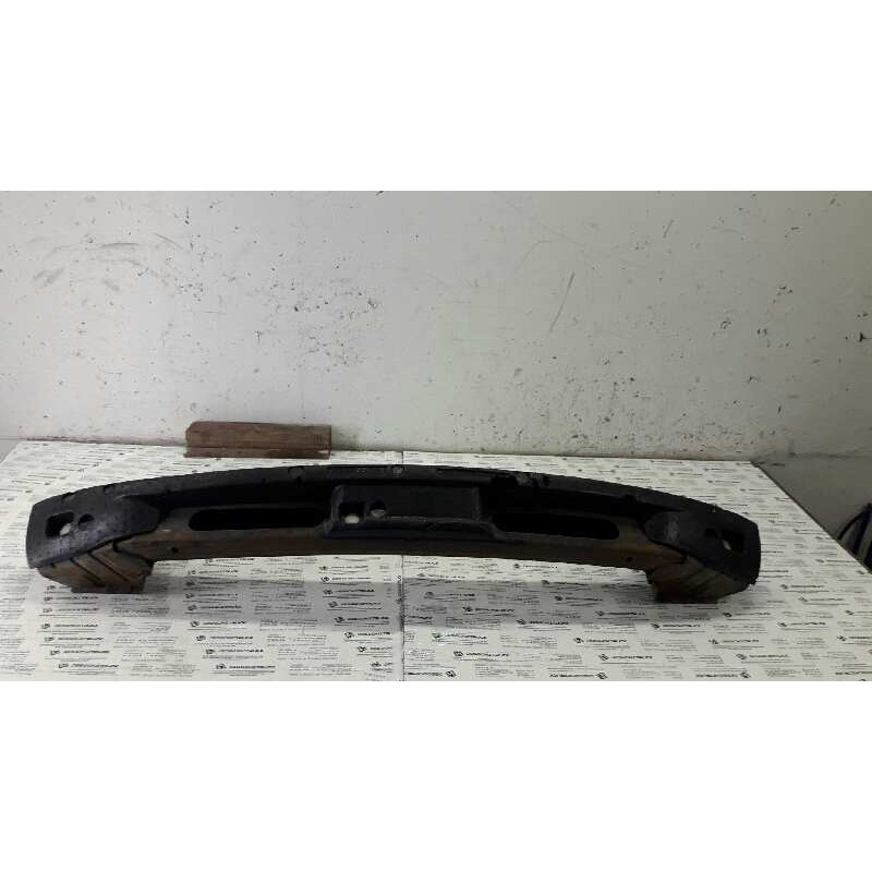 Recambio de refuerzo paragolpes delantero para chrysler voyager (gs) 2.5 td referencia OEM IAM 2