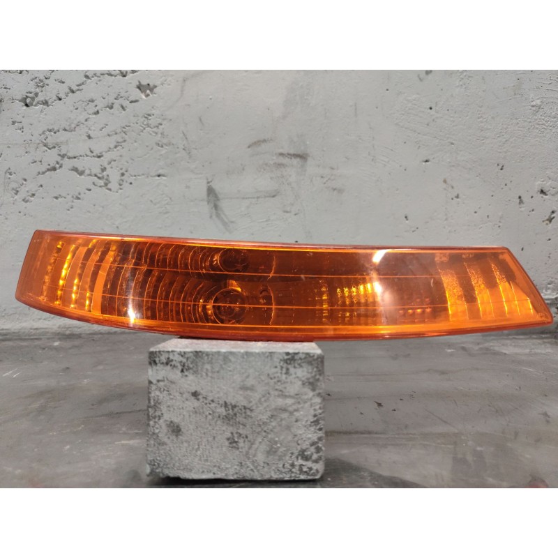 Recambio de piloto intermitente para renault trafic ii furgoneta (fl) 1.9 dci 100 (fl0c) referencia OEM IAM   