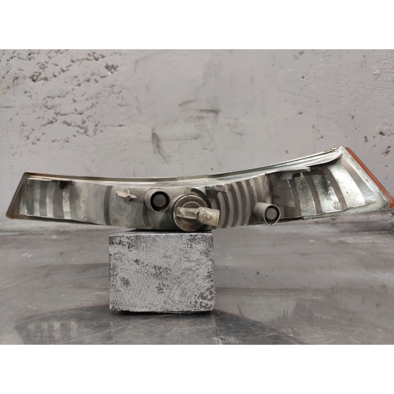Recambio de piloto intermitente para renault trafic ii furgoneta (fl) 1.9 dci 100 (fl0c) referencia OEM IAM - Amarillo 3