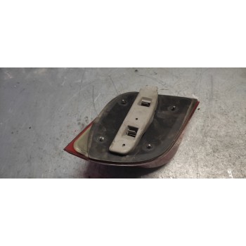 Recambio de piloto trasero derecho para ford fiesta berl./courier si referencia OEM IAM   