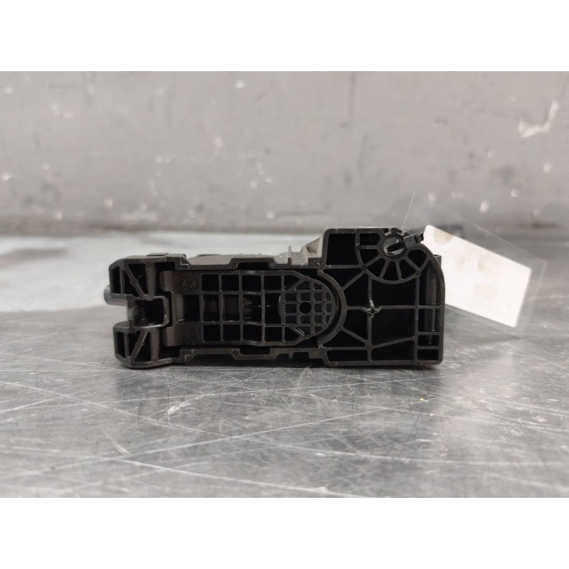 Recambio de pedal acelerador para mercedes-benz gla (h247) gla 200 d (247.712) referencia OEM IAM A1773001800 - Blanco 2
