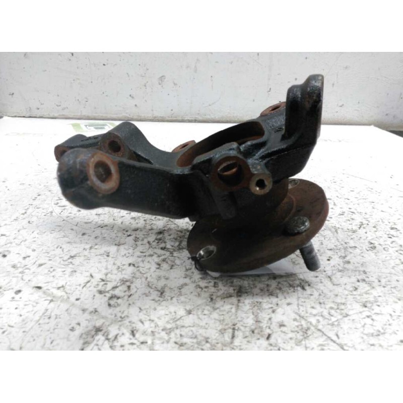 Recambio de mangueta delantera izquierda para nissan almera (n16/e) acenta referencia OEM IAM 3