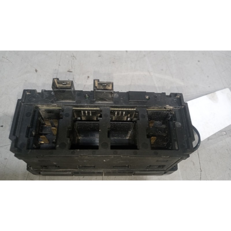 Recambio de interruptor para mercedes-benz actros bm 963.480 2-achser 1848 4x2 fahrgestell l bigspace referencia OEM IAM A960540 - Blanco 2