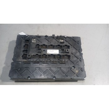 CAJA RELES / FUSIBLES A0014466158 