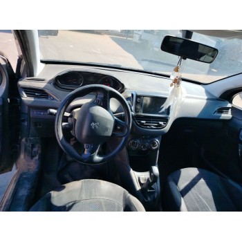 peugeot 208 i (ca_, cc_) del año 2014