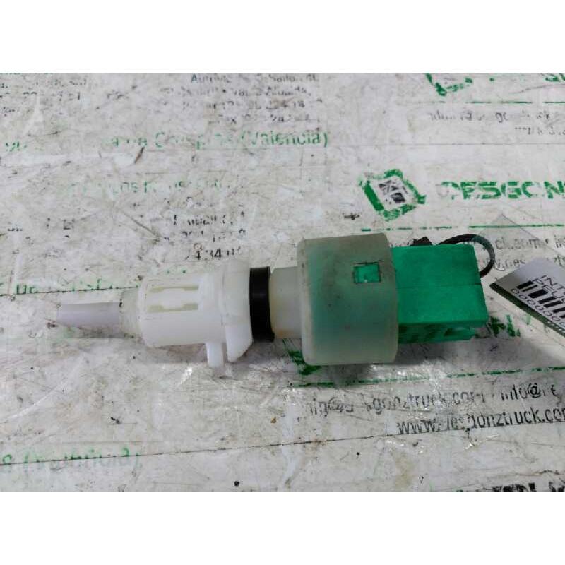 Recambio de interruptor para peugeot bipper básico referencia OEM IAM  DE EMBRAGUE - Blanco 2