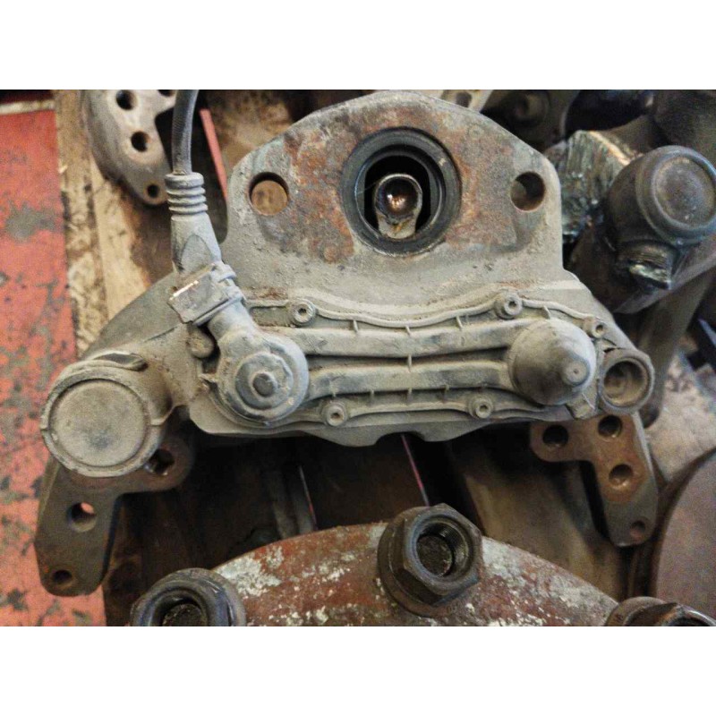 Recambio de pinza freno delantera izquierda para scania serie 4 (p/r 124 l) fsa 470 (4x2) e3 corto cr 13 / 14 b referencia OEM I - Blanco 3