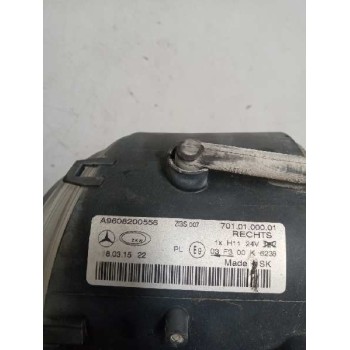 Recambio de faro antiniebla derecho para mercedes-benz actros bm 963.xxx 2-achser referencia OEM IAM A9608200556  