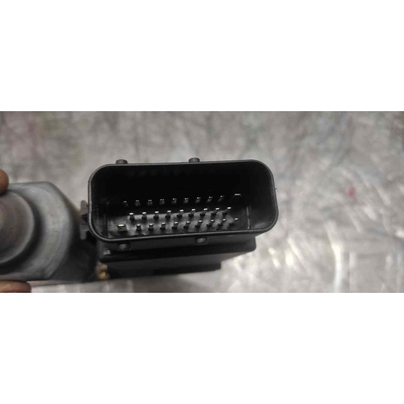 Recambio de motor elevalunas delantero derecho para seat leon (1m1) last edition referencia OEM IAM 9776105415301 F005S00058 29 3