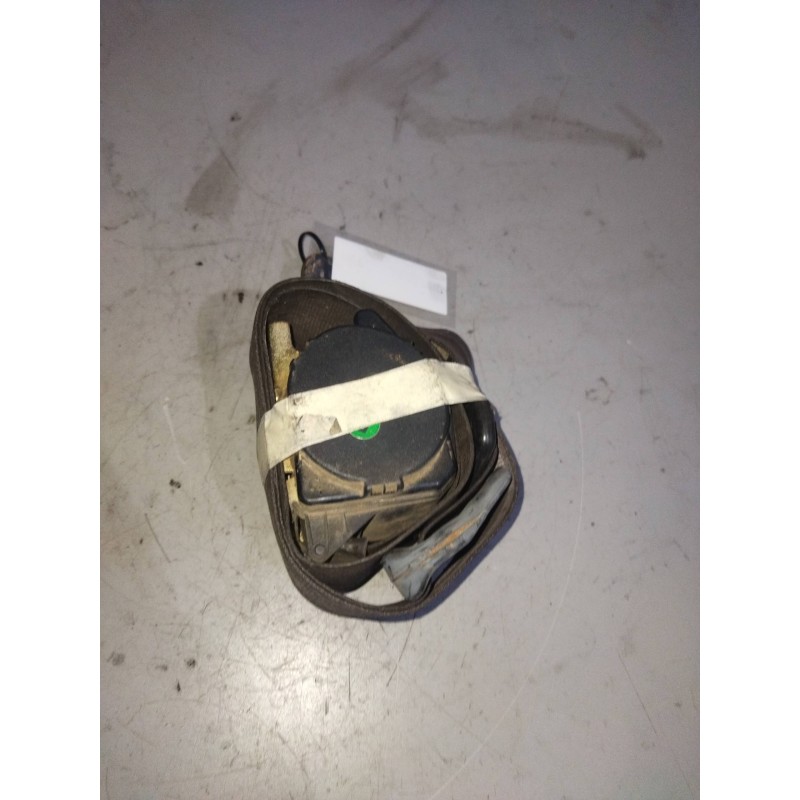Recambio de cinturon seguridad delantero derecho para nissan trade 2.0 d referencia OEM IAM - Blanco 3