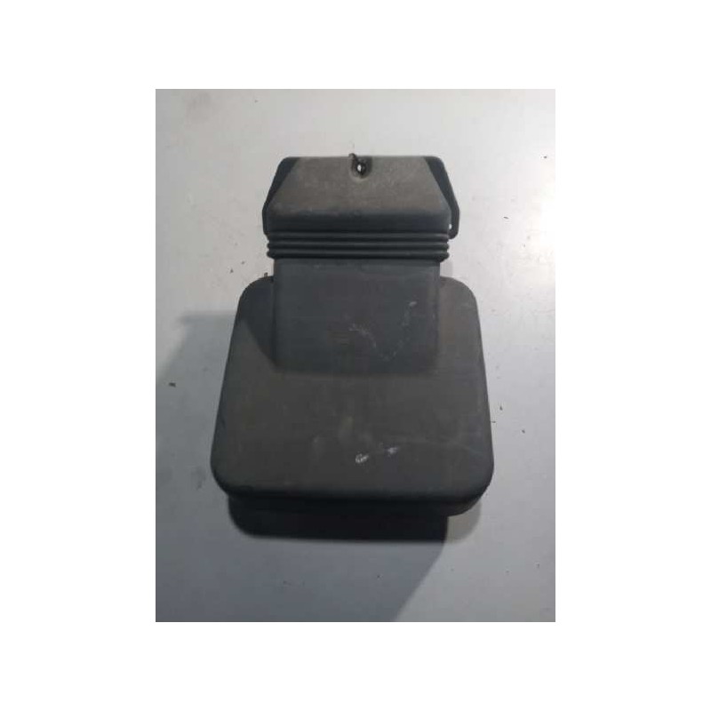 Recambio de retrovisor exterior angular para renault magnum ab diesel referencia OEM IAM 5010646159  