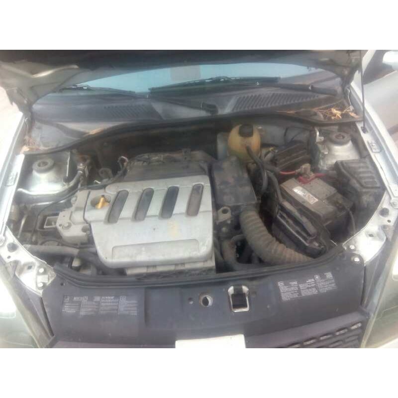 RENAULT CLIO II FASE II (B/CB0)