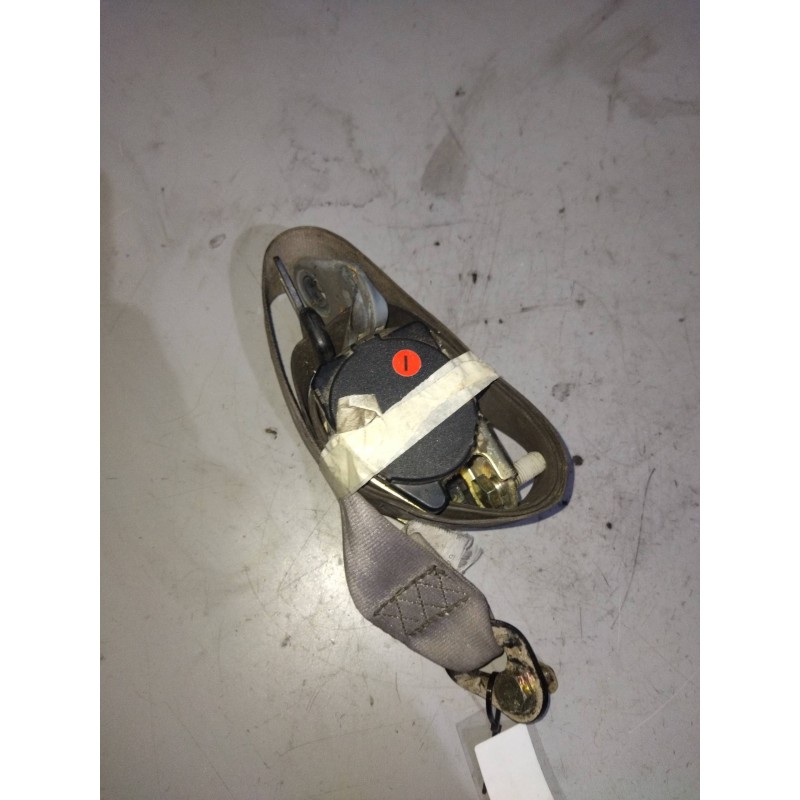 Recambio de cinturon seguridad delantero izquierdo para nissan trade 2.0 d referencia OEM IAM - Blanco 3