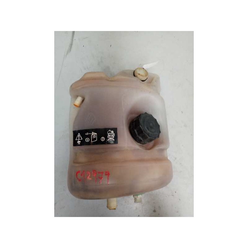 Recambio de deposito expansion para renault magnum ab diesel referencia OEM IAM 5010619109 5010261919 5010261919