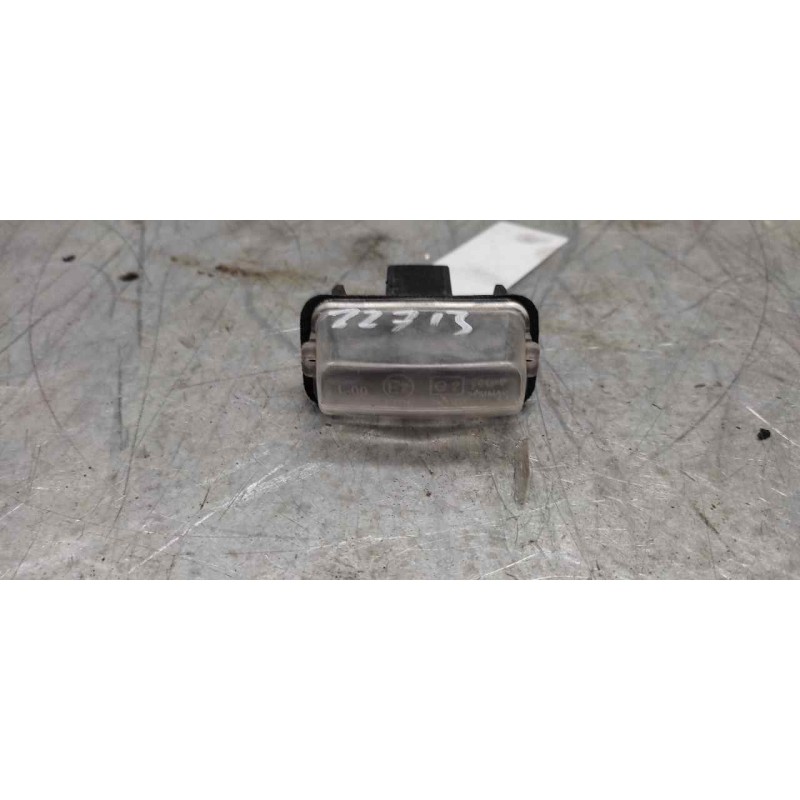 Recambio de piloto matricula para peugeot 207 x-line referencia OEM IAM   2 PINS 3