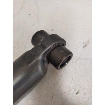 Recambio de brazo elevacion cabina para renault serie t 12.8 diesel referencia OEM IAM 22928449  