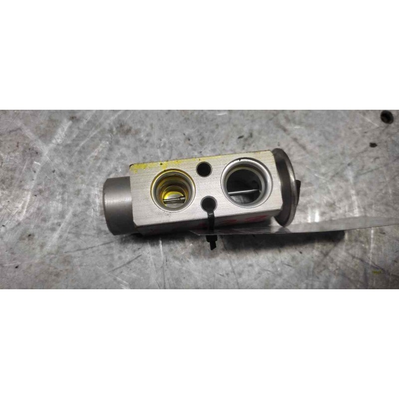 Recambio de valvula expansion para opel zafira b cosmo referencia OEM IAM 7011211 - Negro 2