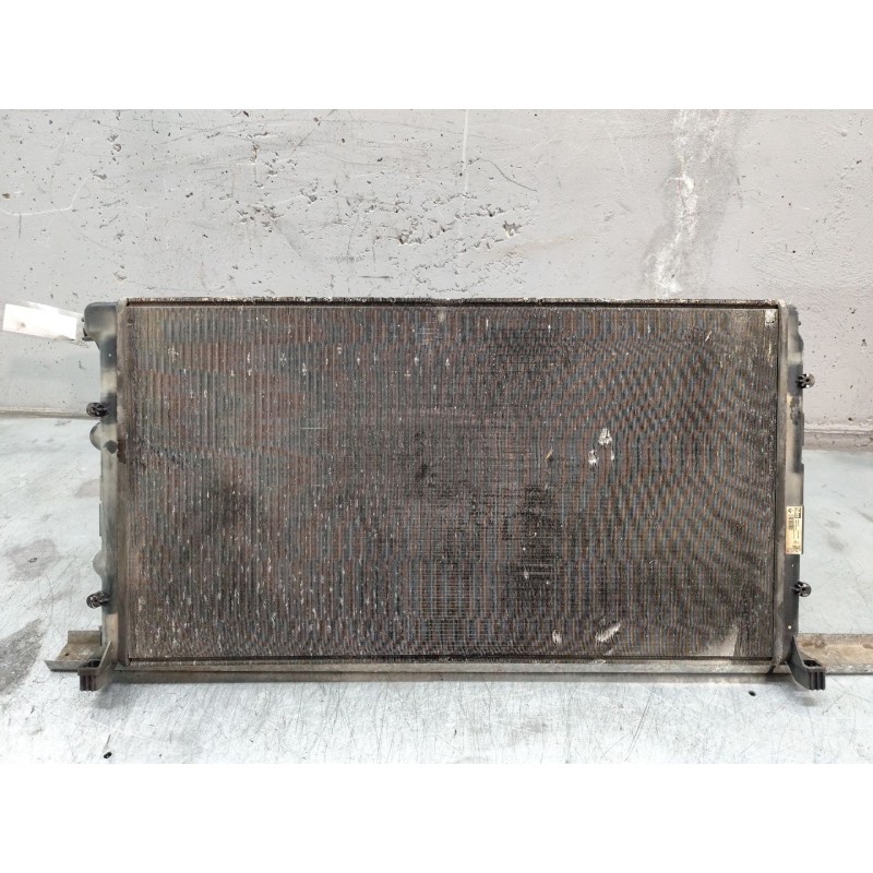 Recambio de radiador agua para opel movano (2004 =>) combi corto l1h1 2.8t referencia OEM IAM 872710G 2