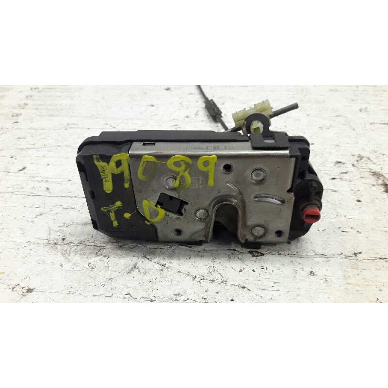 Recambio de cerradura puerta trasera derecha para opel astra h berlina referencia OEM IAM 13210739 3