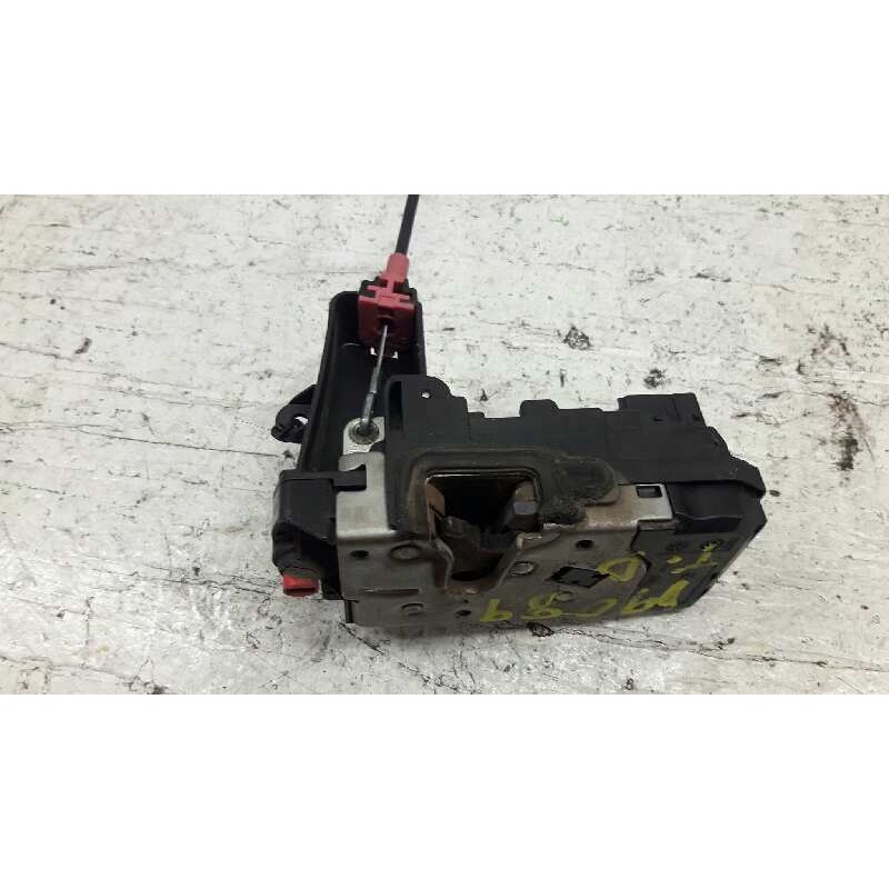Recambio de cerradura puerta trasera derecha para opel astra h berlina referencia OEM IAM 13210739 4