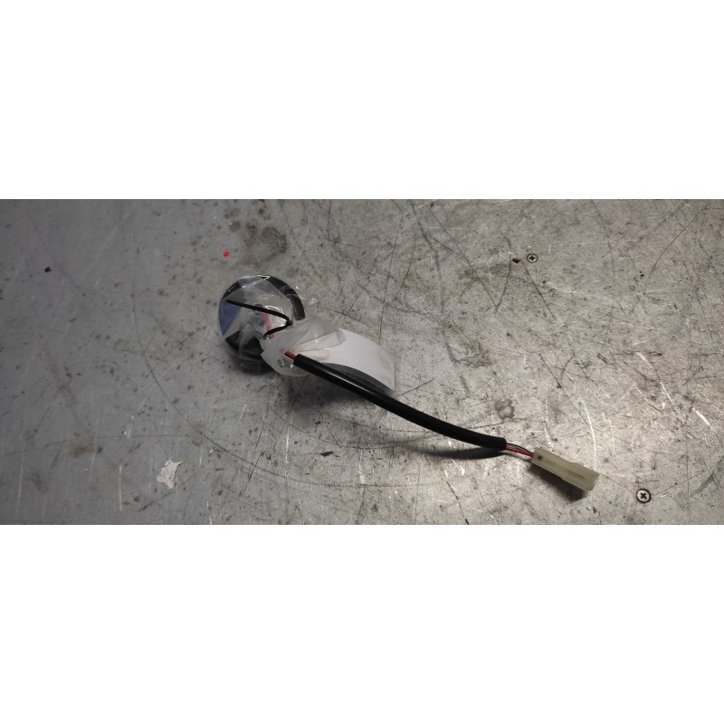 Recambio de piloto lateral derecho para nissan micra (k11) alpine (1996) referencia OEM IAM  NUEVO 2