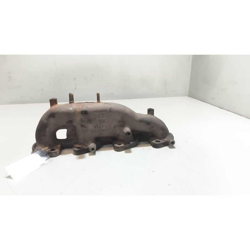 Recambio de colector escape para nissan cabstar 09.06 cabstar 35.xx cabina simple cabina individual referencia OEM IAM 1400469T6