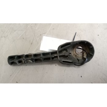 Recambio de brazo retrovisor izquierdo para renault magnum ab diesel referencia OEM IAM   