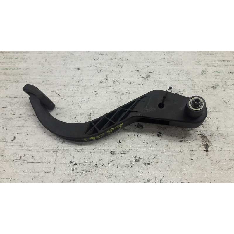 Recambio de pedal embrague para opel astra h berlina referencia OEM IAM 9010883 2