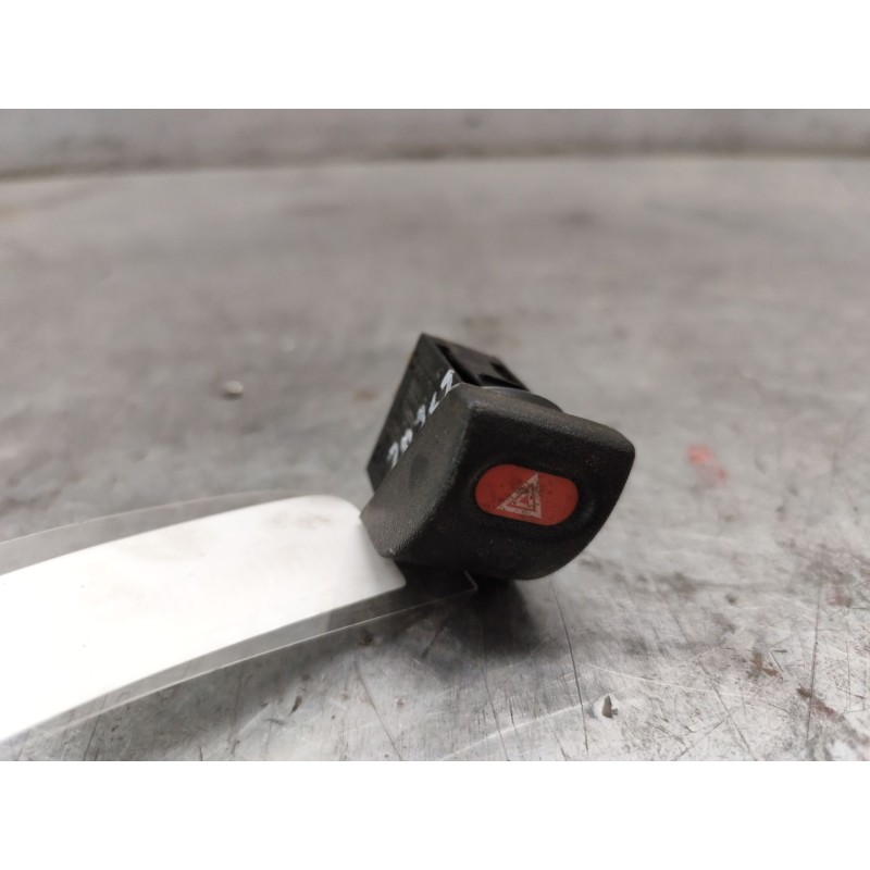 Recambio de warning para opel astra f berlina básico referencia OEM IAM  7 PINS 